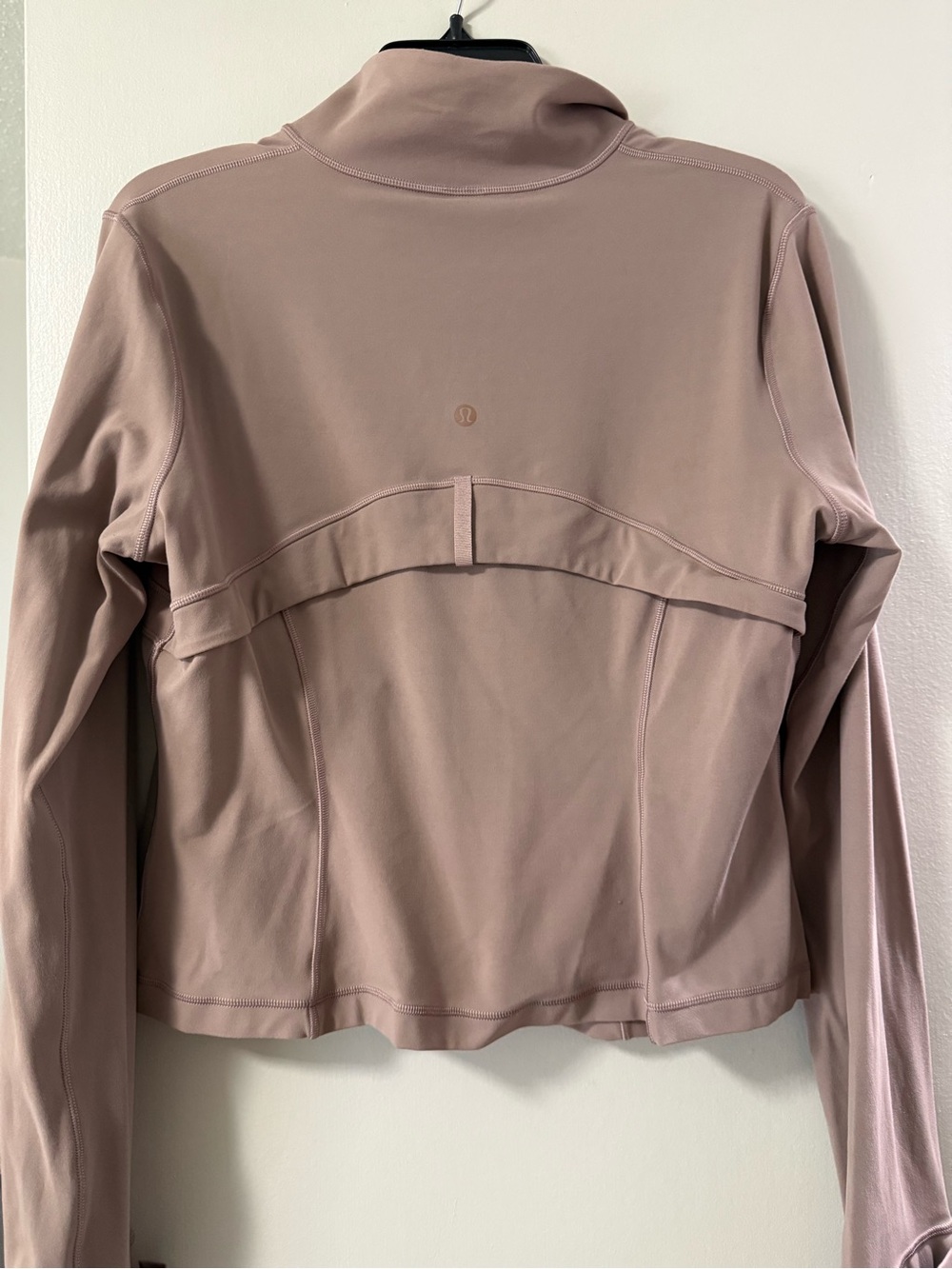 Lululemon Define Nulu Cropped - Picture 3 of 3